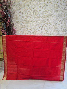 Silk Kanjivaram Saree Light Gold Jari Butti Pattern with Karvati Border & Brocade Pallu