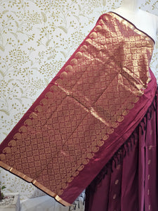 Kanjivaram Silk Saree  Light Gold Jari Butti with Small Border & Brocade Pallu