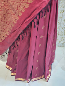 Kanjivaram Silk Saree  Light Gold Jari Butti with Small Border & Brocade Pallu