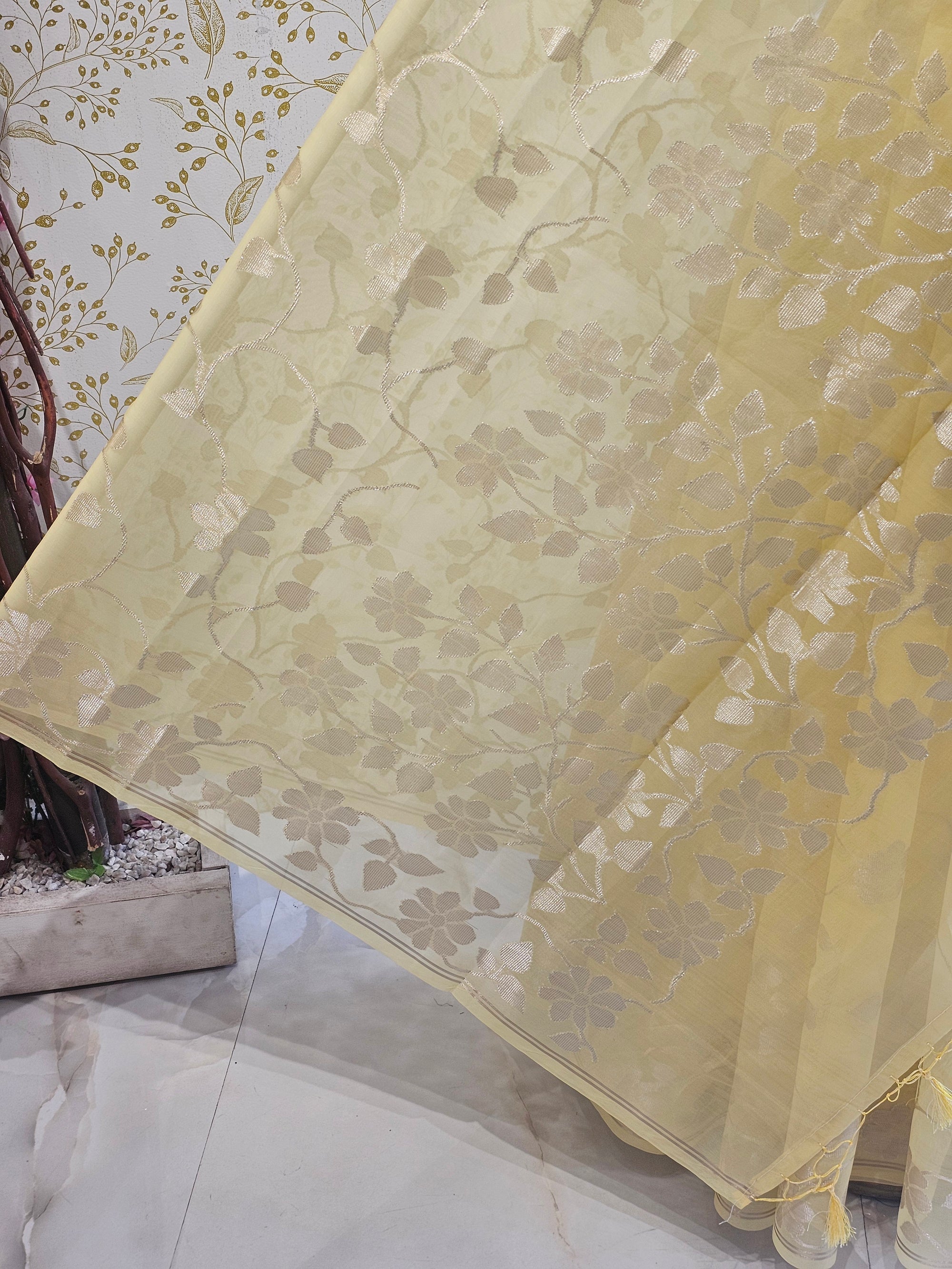 Banarasi Tissue Organza Saree  All-Over Zari Jaal with Minimal Border & Floral Pallu