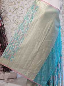 Banarasi Tissue Organza Saree  Minimalistic Floral Motifs & Soft Gold Zari Border
