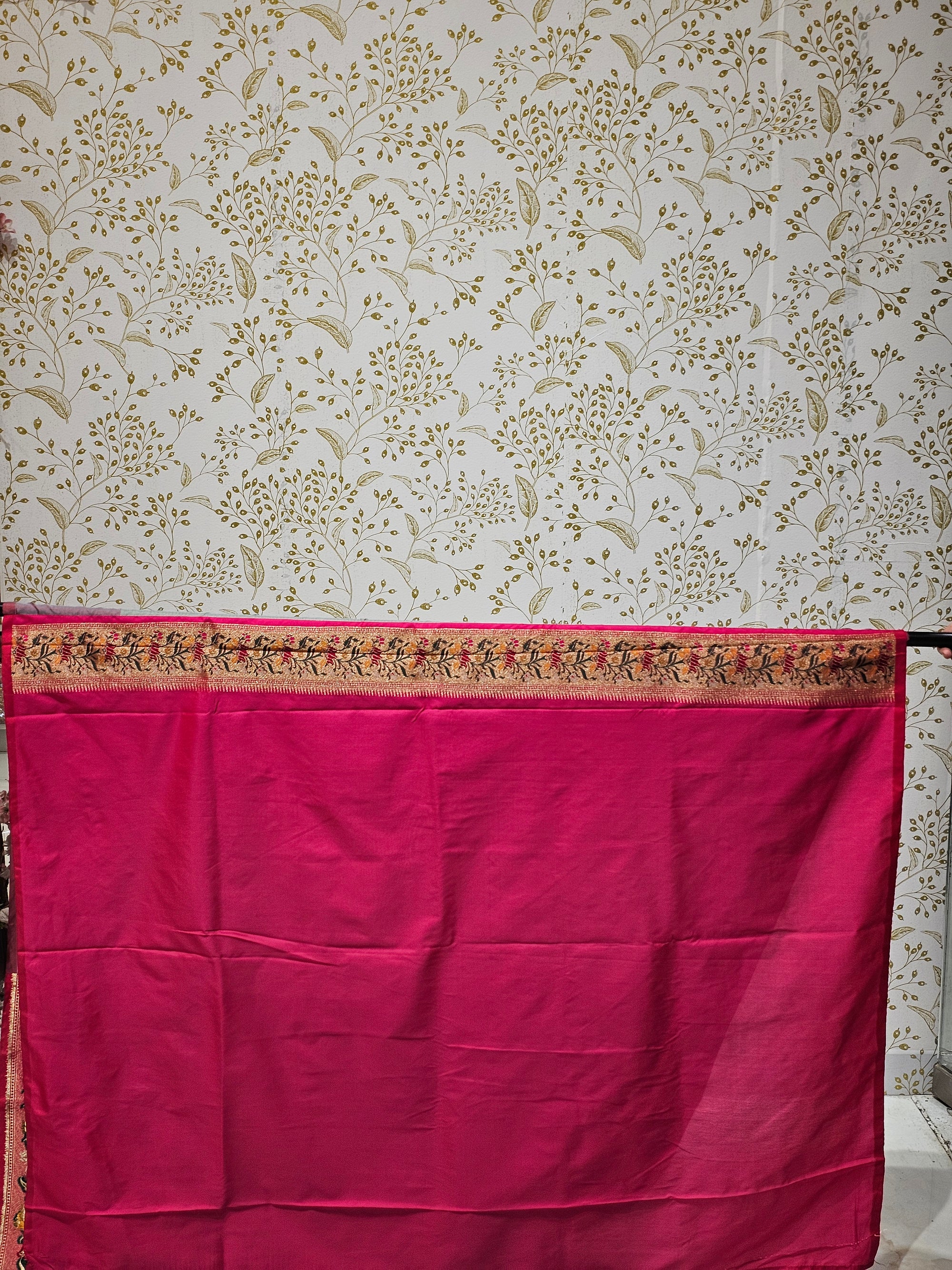 Banarasi Brocade Saree Tissue Silk with Multicolor Floral Border & Rich Pallu