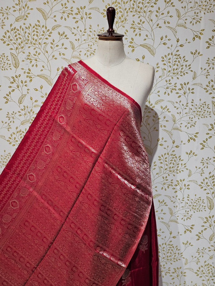 Dola Silk Saree Silver Golden Jari Floral Butti with Designer Lining Pallu
