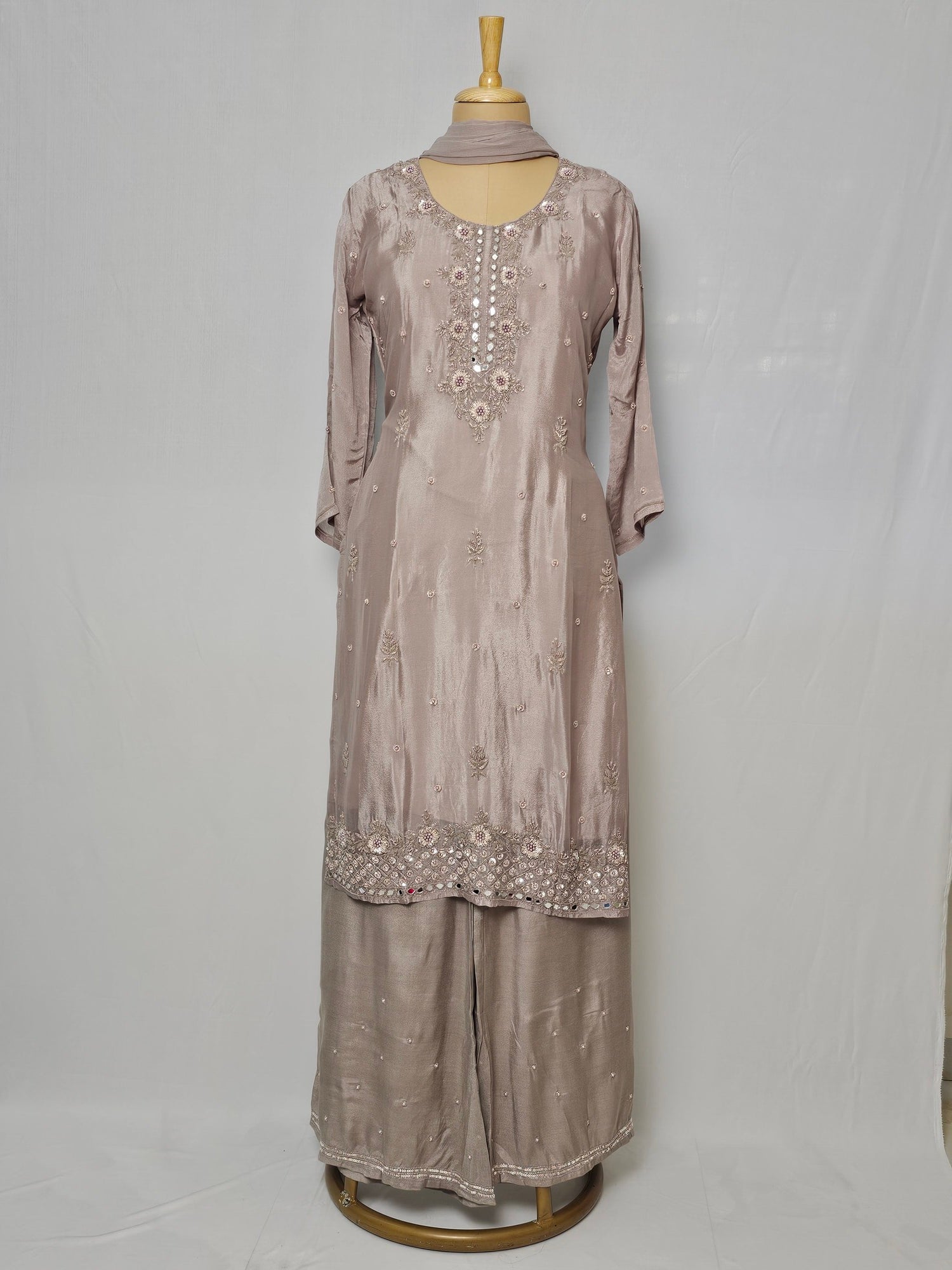 Chiffon Kurta Set with Cutdana & Mirror Handwork