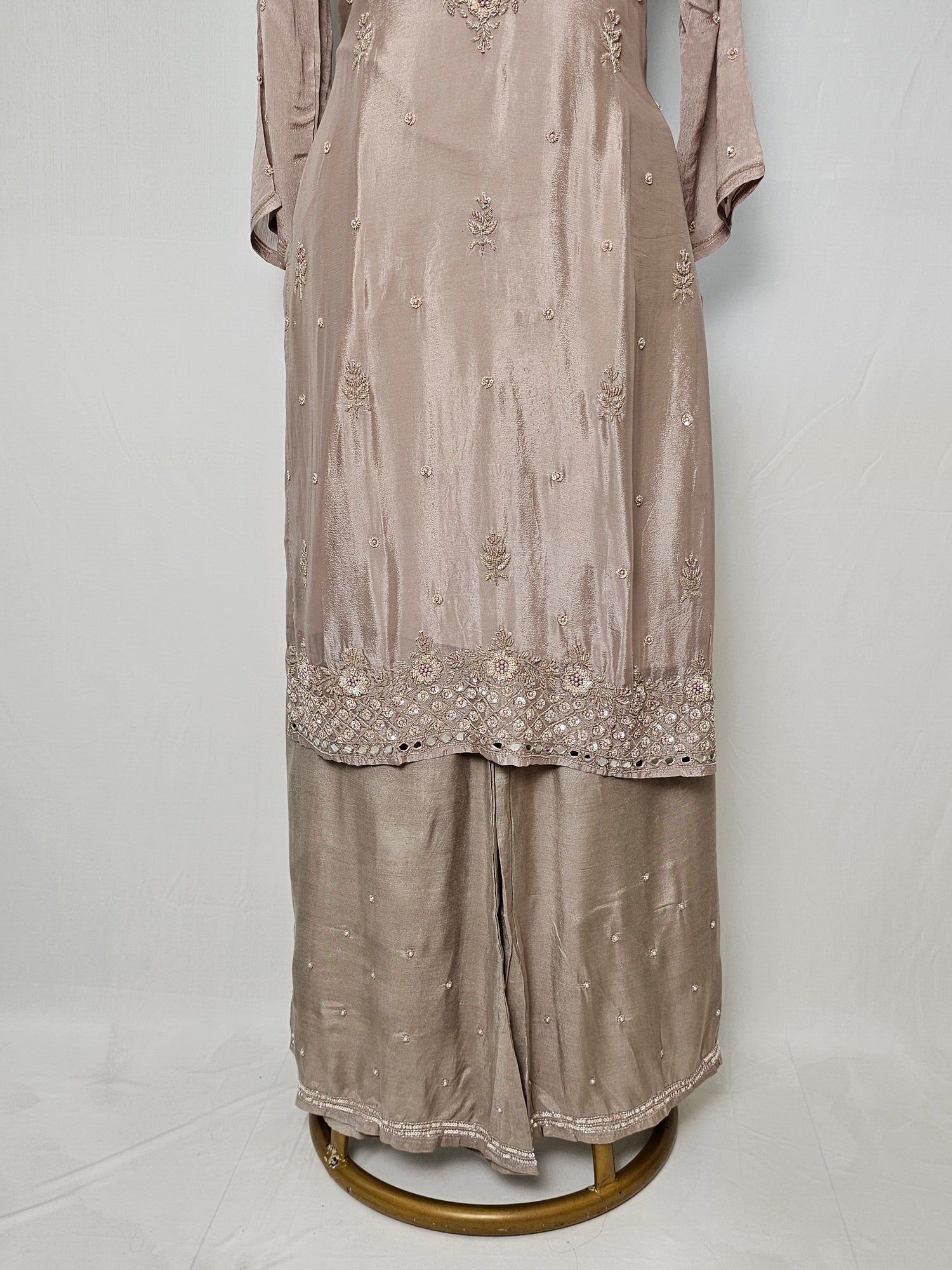 Chiffon Kurta Set with Cutdana & Mirror Handwork