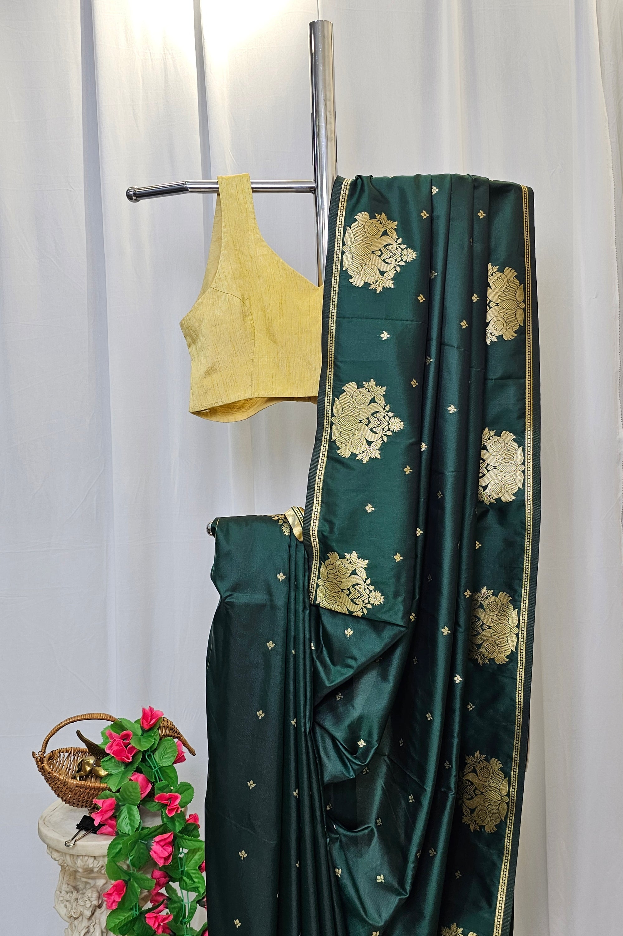 Green Soft-Silk Paithani Saree with Gold Zari Open Rajhans Border & Jai Jui Full Butti – Wedding & Festive Wear