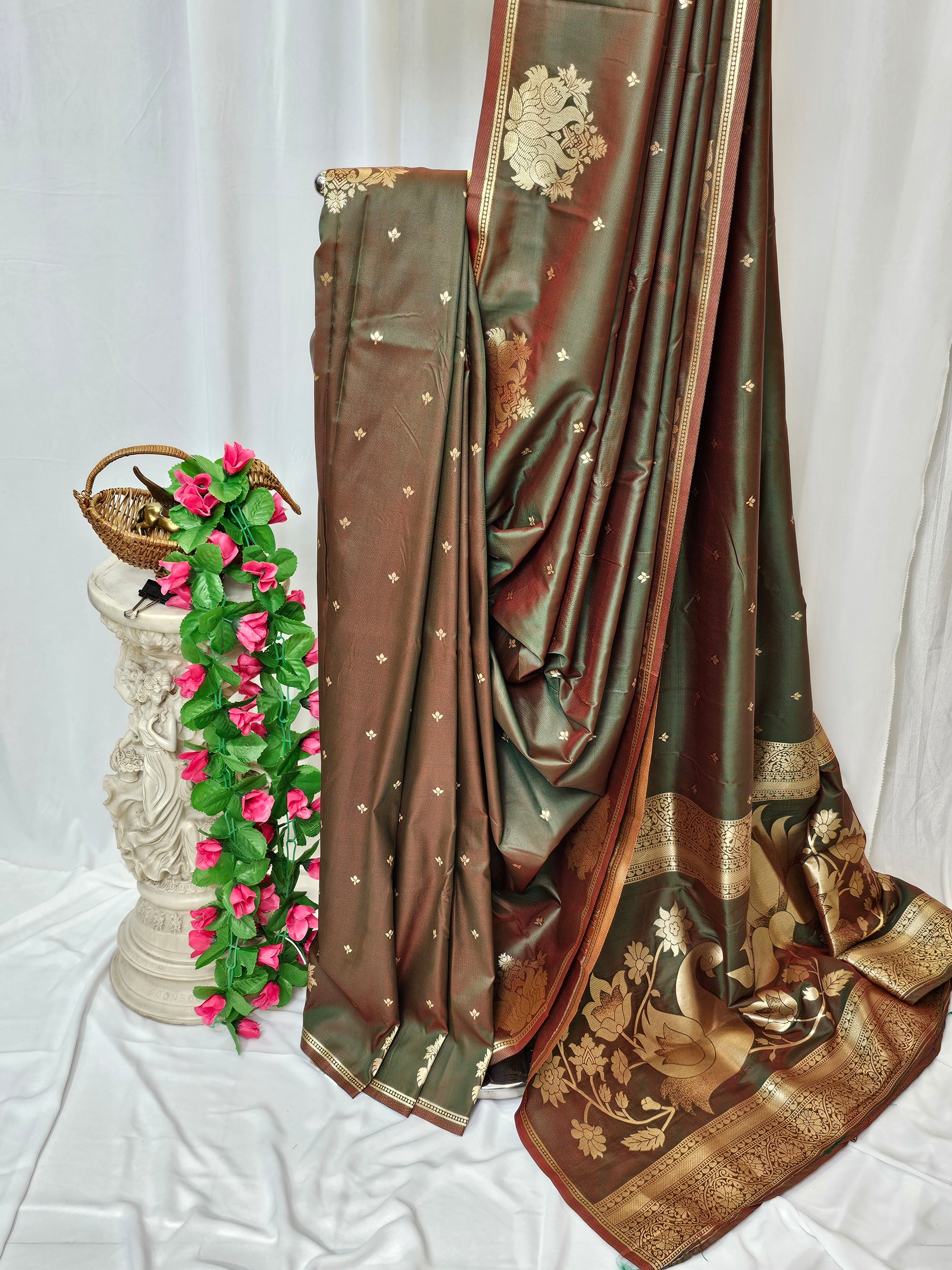 Anjiri Soft-Silk Paithani Saree with Gold Zari Open Rajhans Border & Jai Jui Full Butti – Wedding & Festive Wear