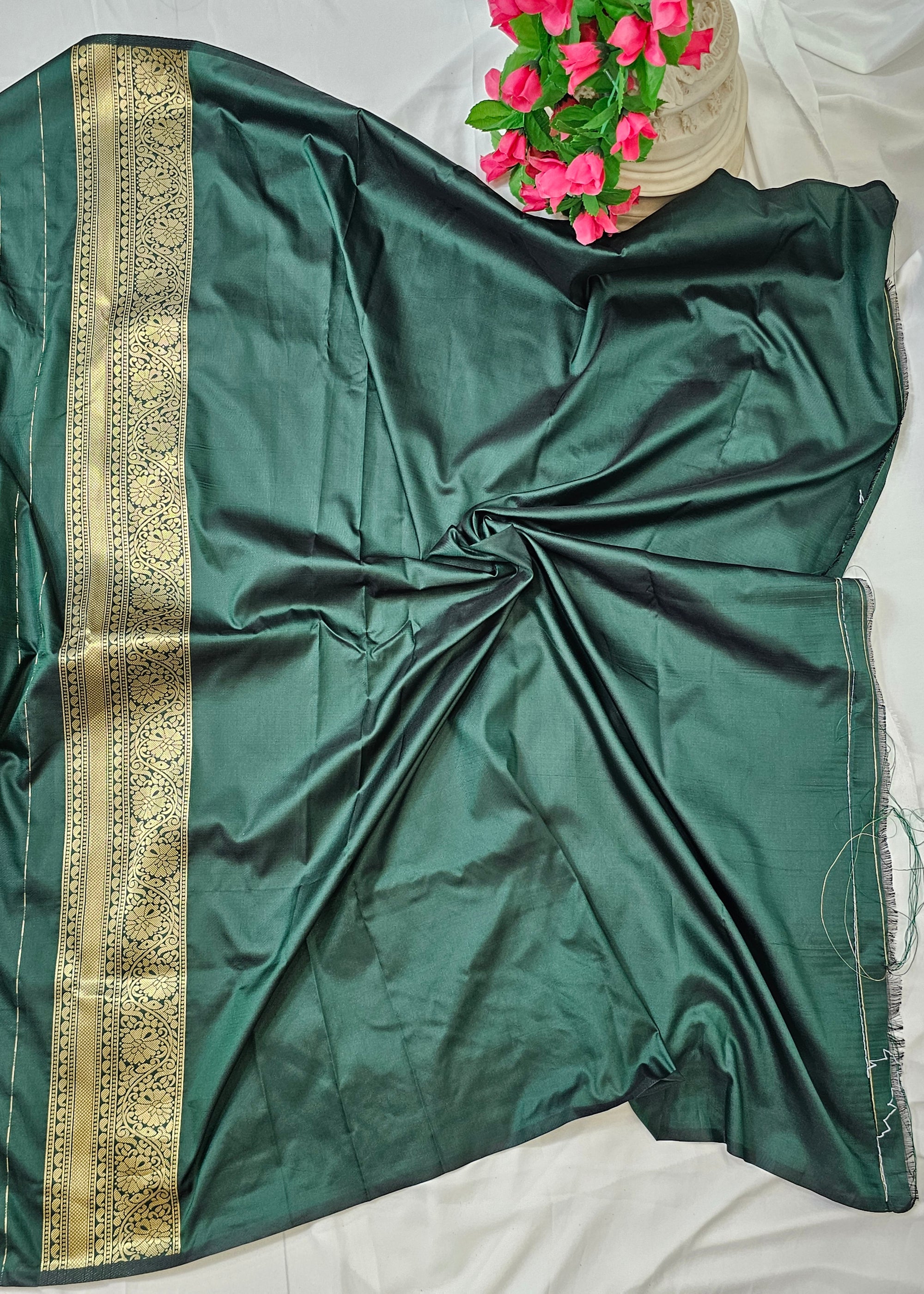 Green Soft-Silk Paithani Saree with Gold Zari Open Rajhans Border & Jai Jui Full Butti – Wedding & Festive Wear