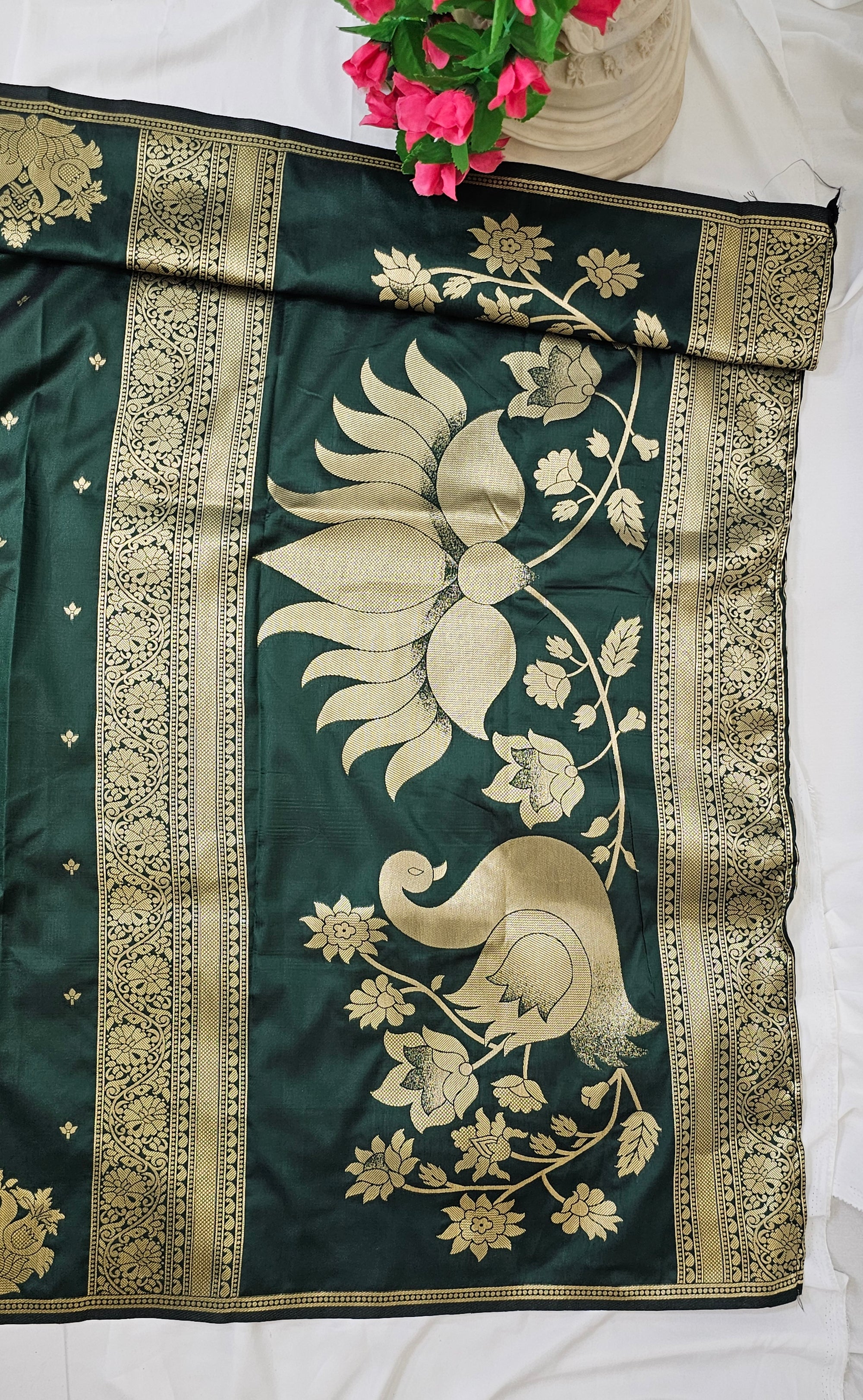 Green Soft-Silk Paithani Saree with Gold Zari Open Rajhans Border & Jai Jui Full Butti – Wedding & Festive Wear