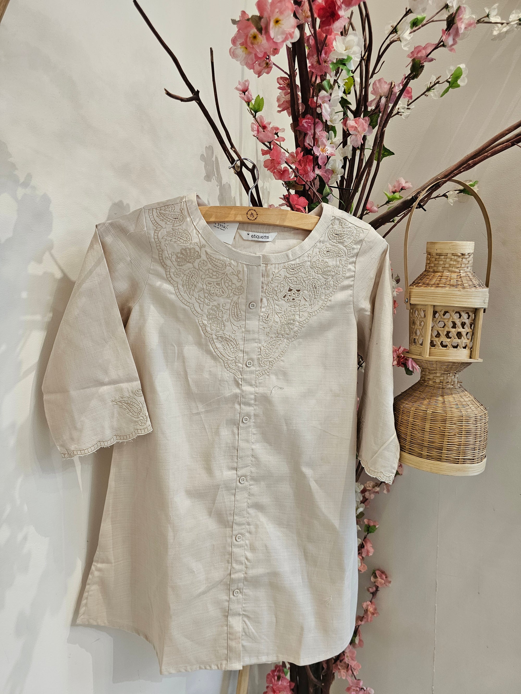 Beige Cotton Notched-Neck Kurta with Paisley Embroidery for Women