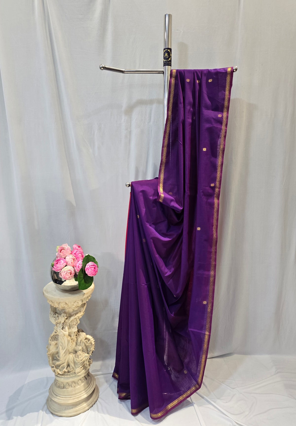 Dark Violet Cotton Maheshwari Saree with Star Flower Buti