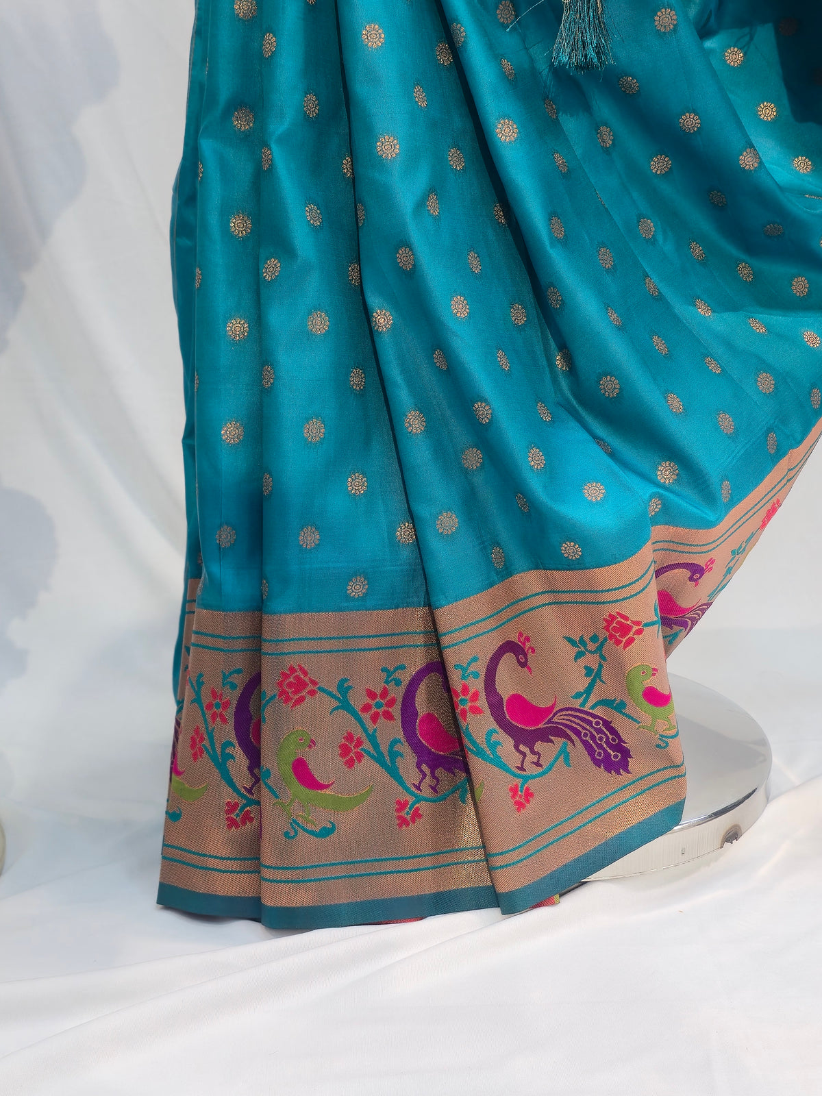 Peacock Green Soft Silk Saree with Flower Butti & Mor Border
