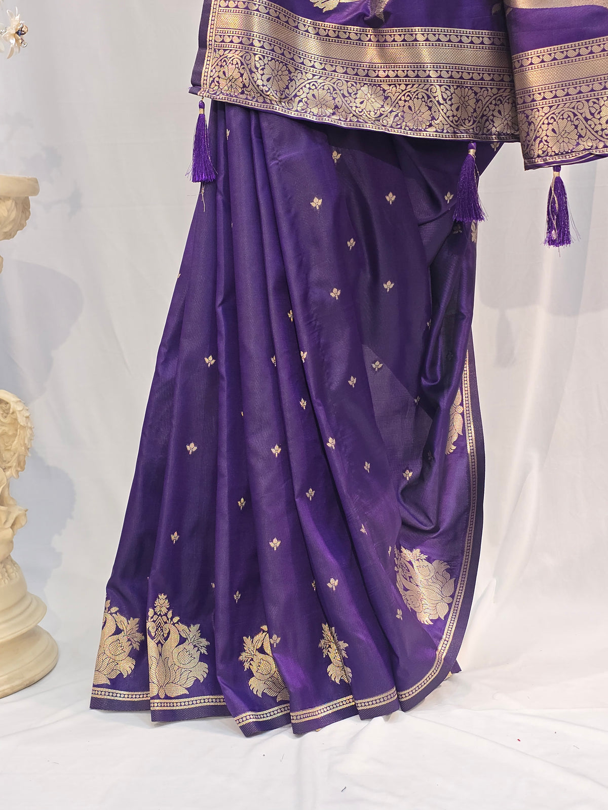 Black Plum Soft Silk Saree with Peacock Motif & Flower Butti