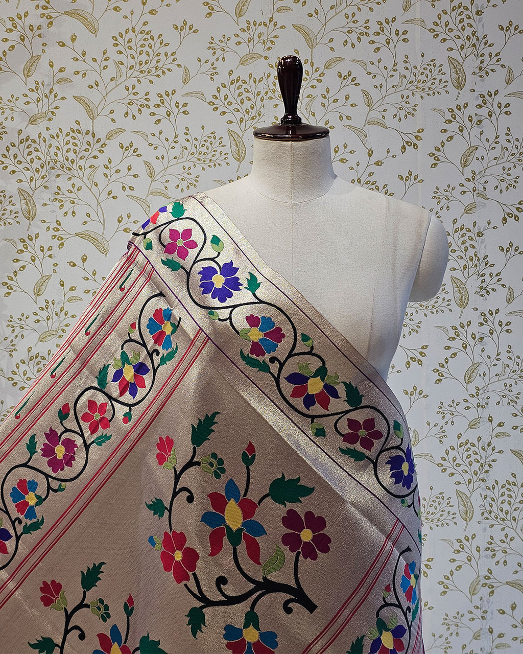 Lotus Paithani Saree  Soft Silk with Lotus Border & Floral Pallu