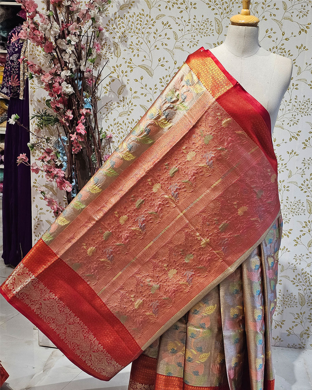 Banarasi Tissue Saree  Copper & Silver Border with Floral Tissue Pallu