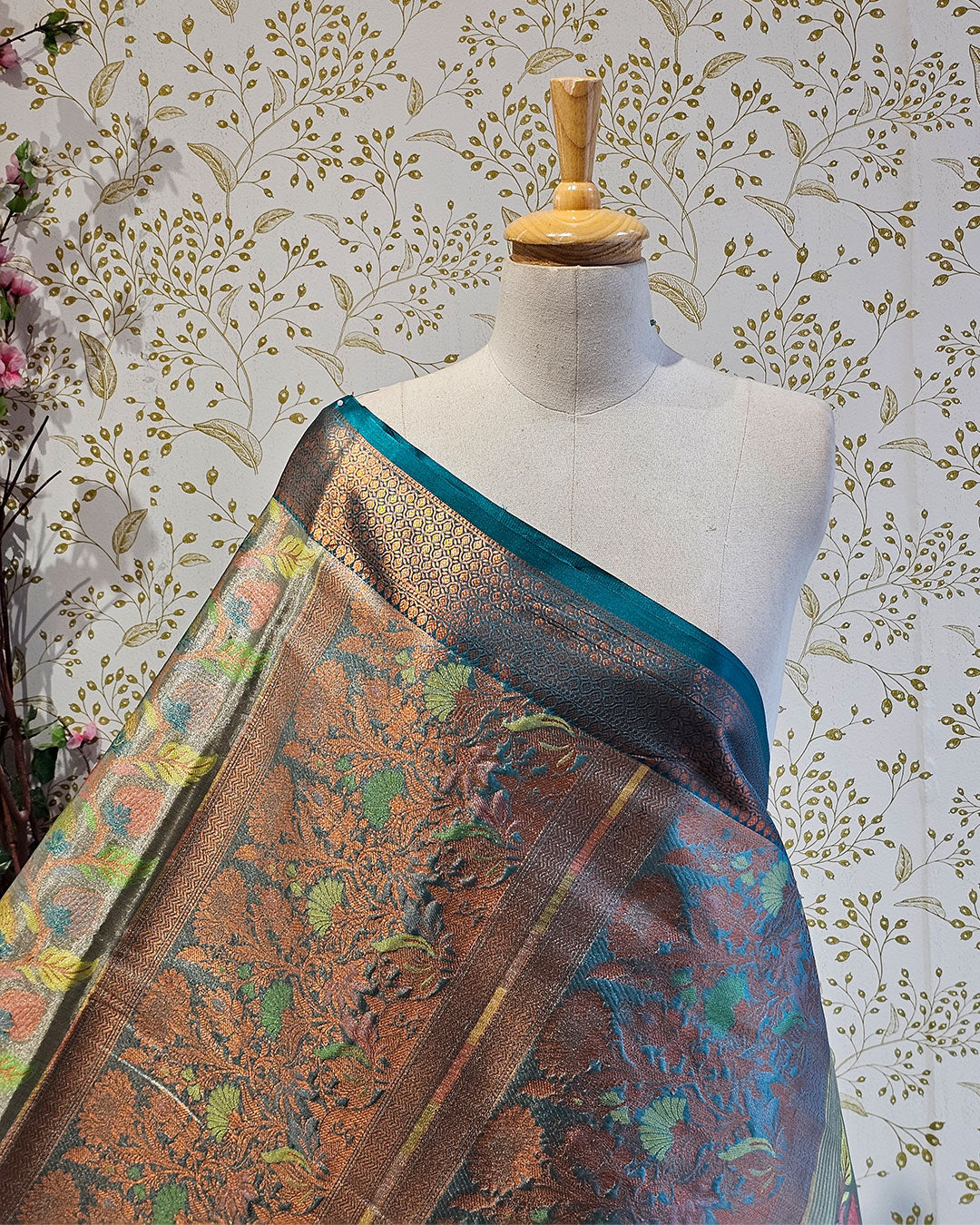 Banarasi Tissue Saree  Copper & Silver Border with Floral Tissue Pallu