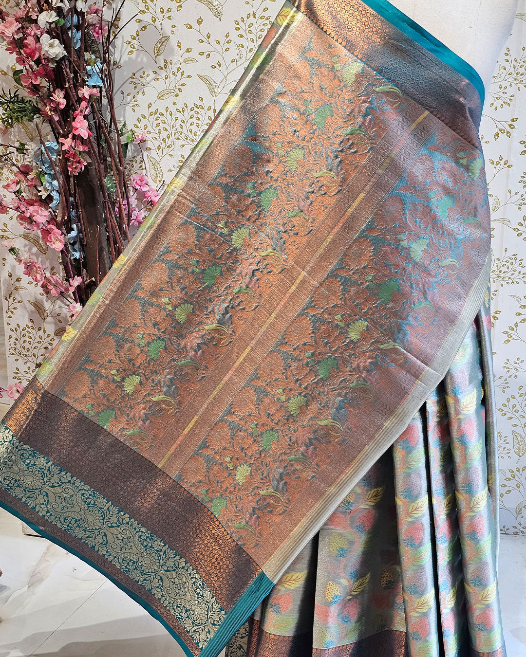 Banarasi Tissue Saree  Copper & Silver Border with Floral Tissue Pallu