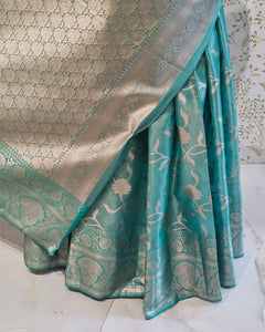 Banarasi Tissue Saree  Light Gold Designer Border with Floral Weave & Brocade Pallu