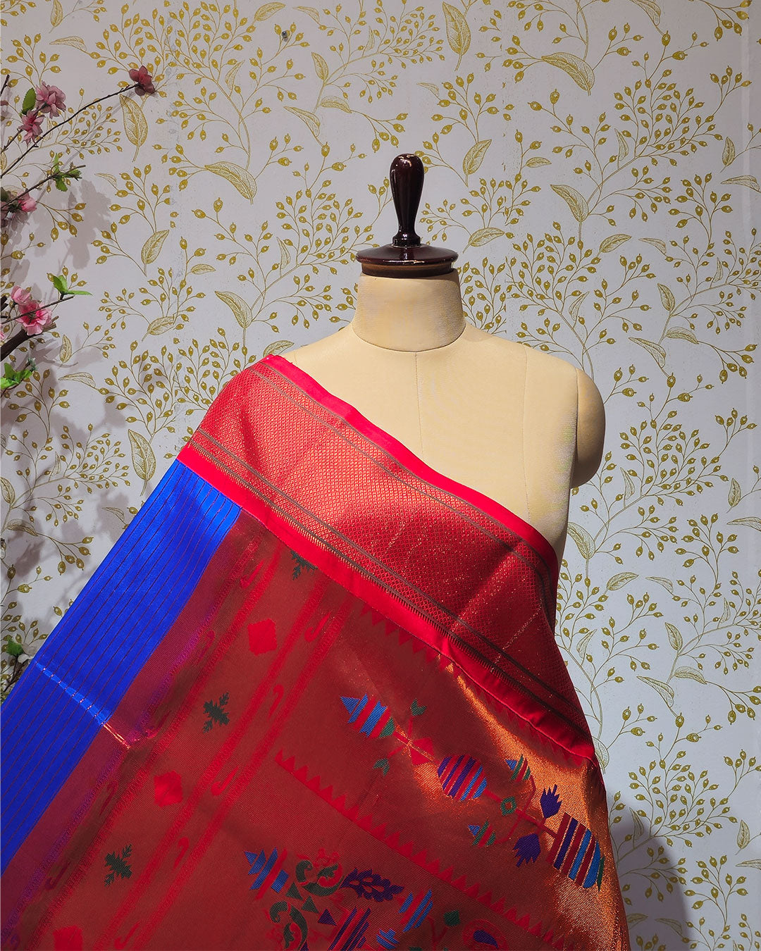 Kadiyal Paithani Saree Soft Silk with Single Line Border & Tissue Peacock Pallu