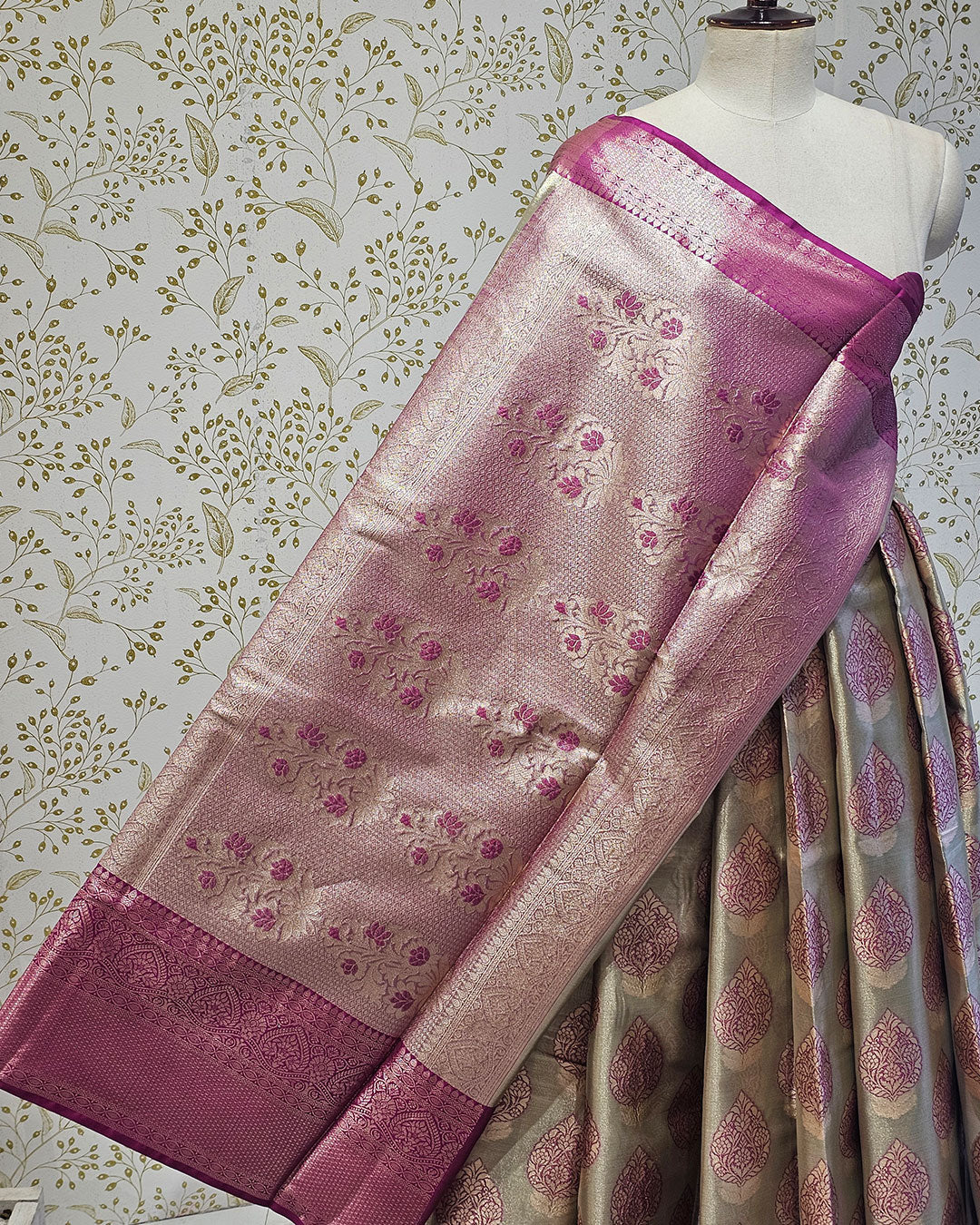Tissue Kanjivaram Saree Light Gold Zari Leaf Butti & Skirt Border with Brocade Pallu