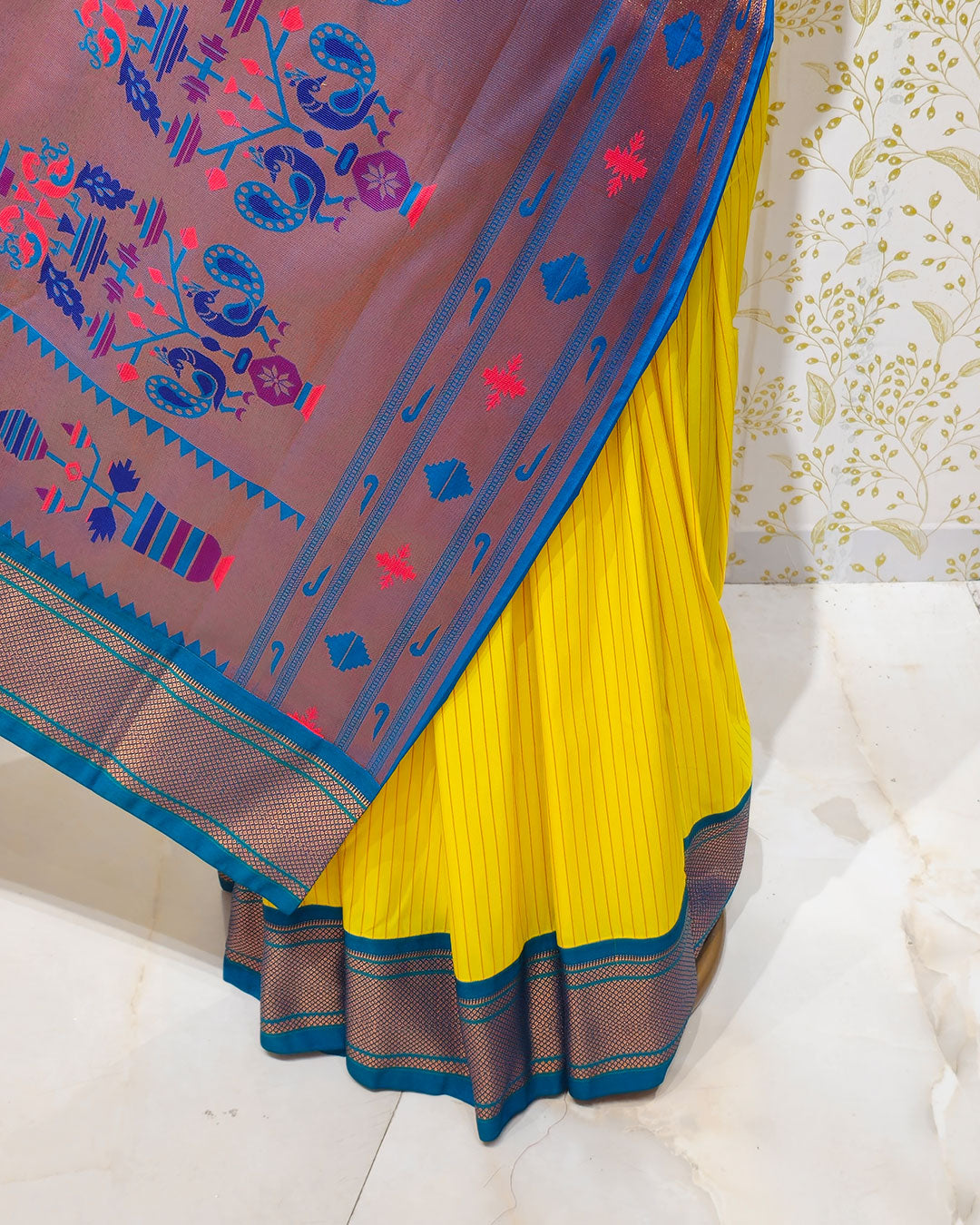 Kadiyal Paithani Saree Soft Silk with Single Line Border & Tissue Peacock Pallu
