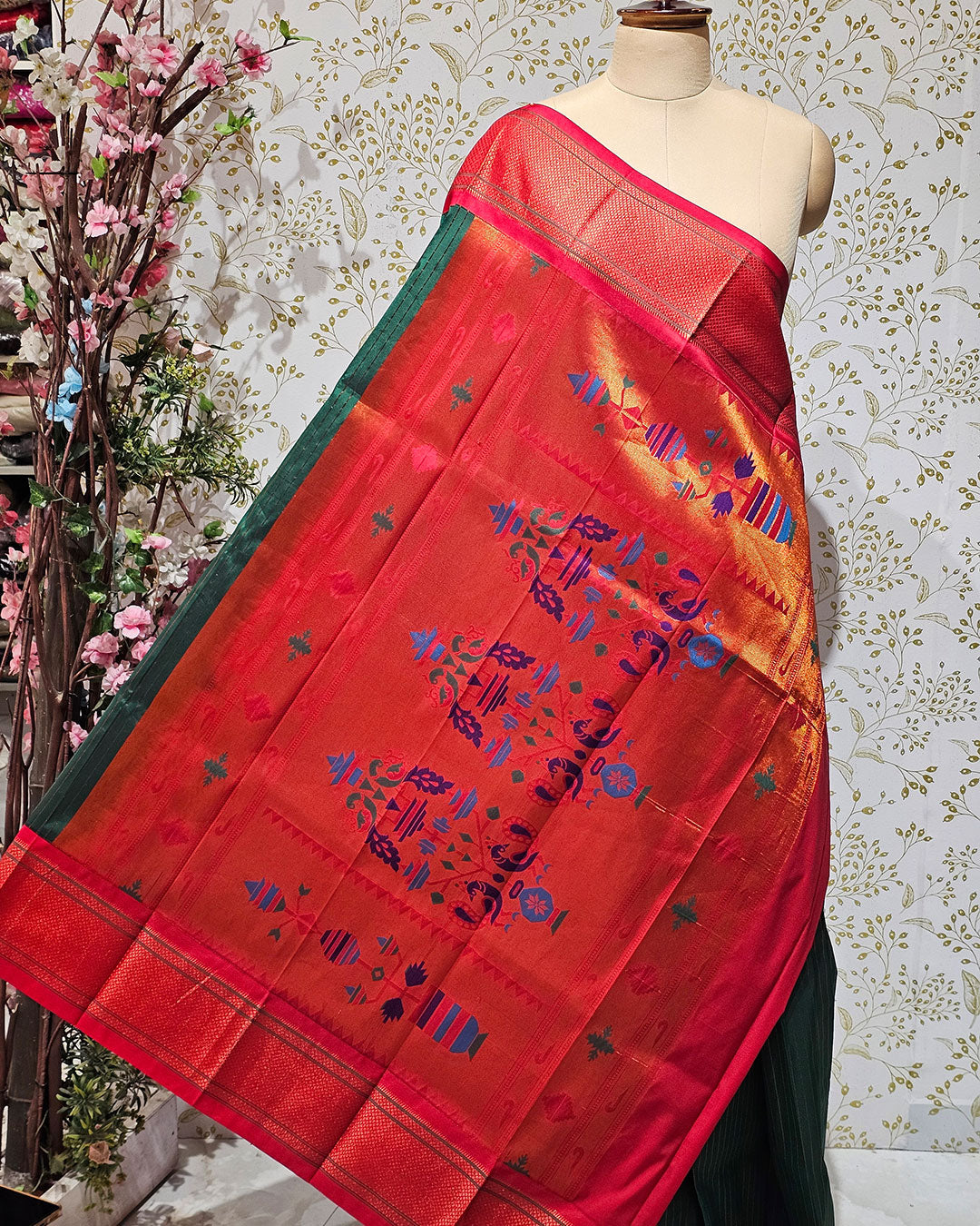 Kadiyal Paithani Saree Soft Silk with Single Line Border & Tissue Peacock Pallu