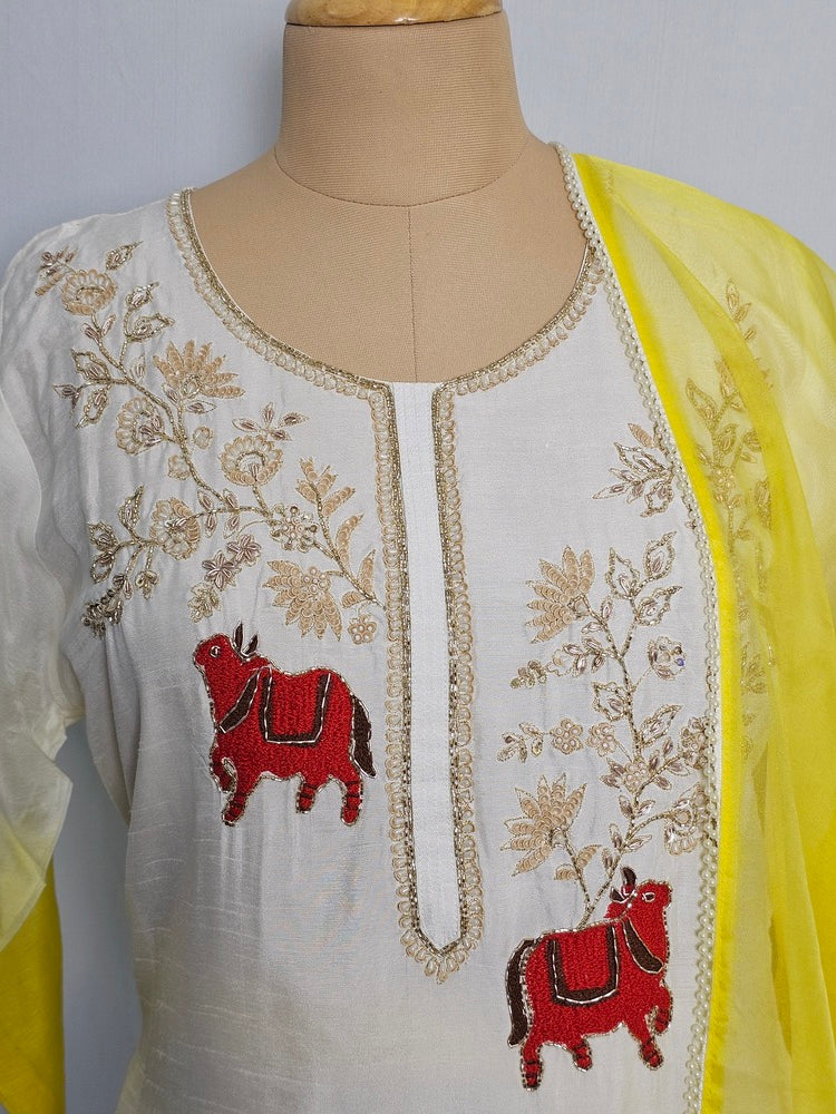 Silk Hand-Embroidered Kurta Set with Organza Dupatta