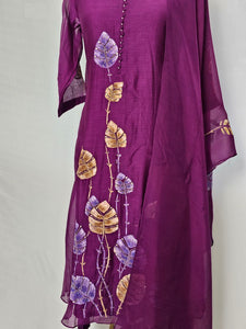 Mal Chanderi Hand-Painted Anarkali Kurta Set with Katdana & Sequin Work