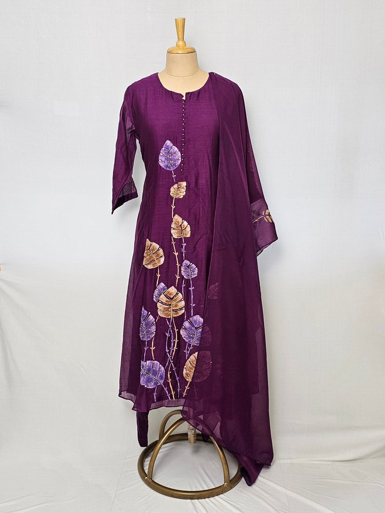 Mal Chanderi Hand-Painted Anarkali Kurta Set with Katdana & Sequin Work