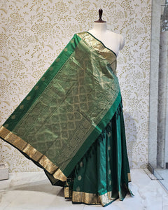 Kanjivaram Silk Saree  Light Gold Jari Butta Butti with 4-Inch Border & Brocade Pallu