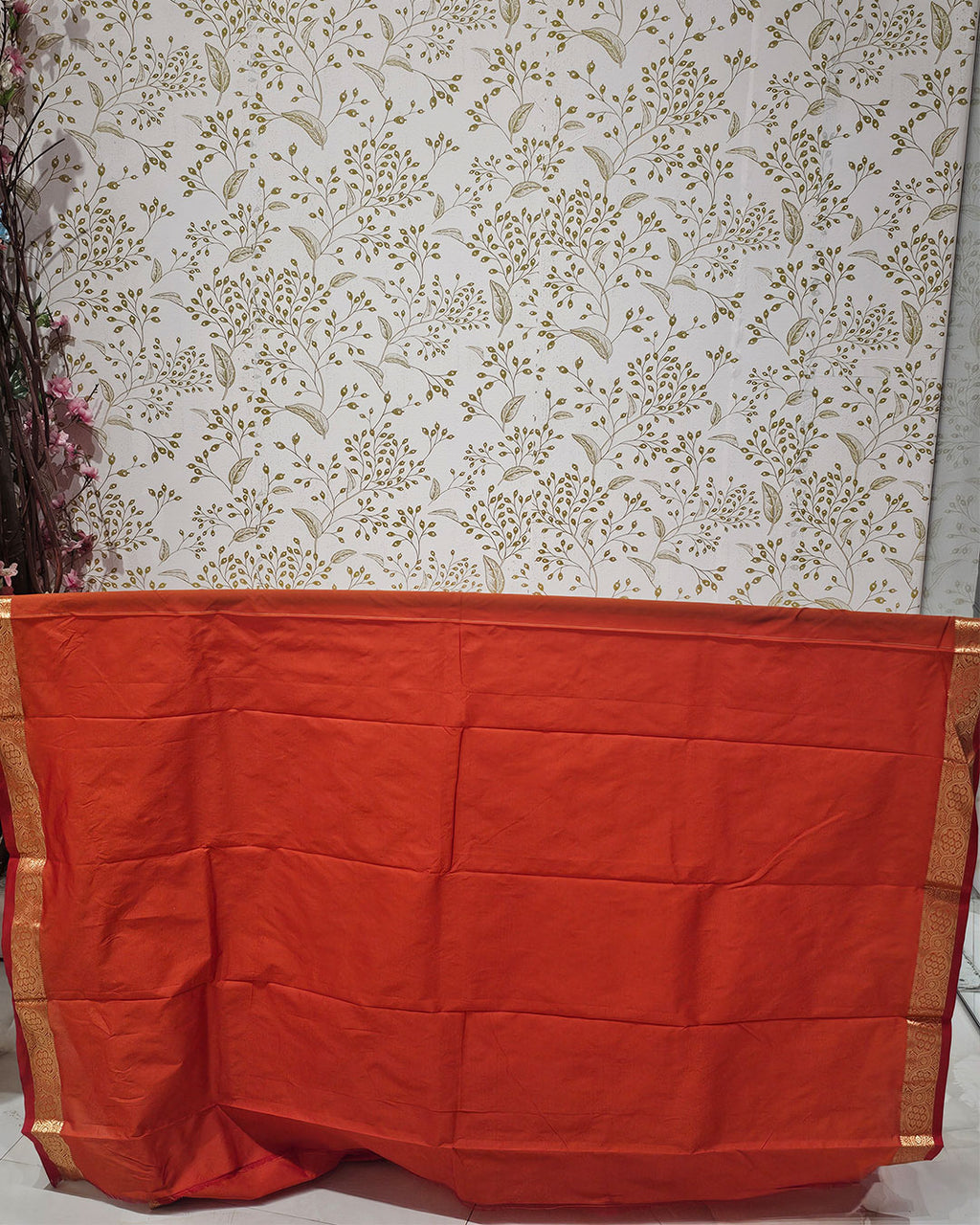 Kanjivaram Silk Saree  Light Gold Jari Butti with Small Border & Brocade Pallu