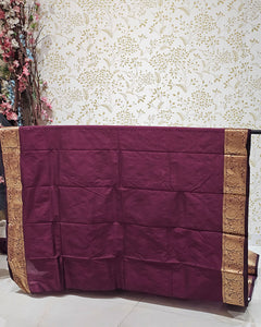Kanjivaram Silk Saree  Light Gold Jari Butti with 4-Inch Border & Brocade Pallu
