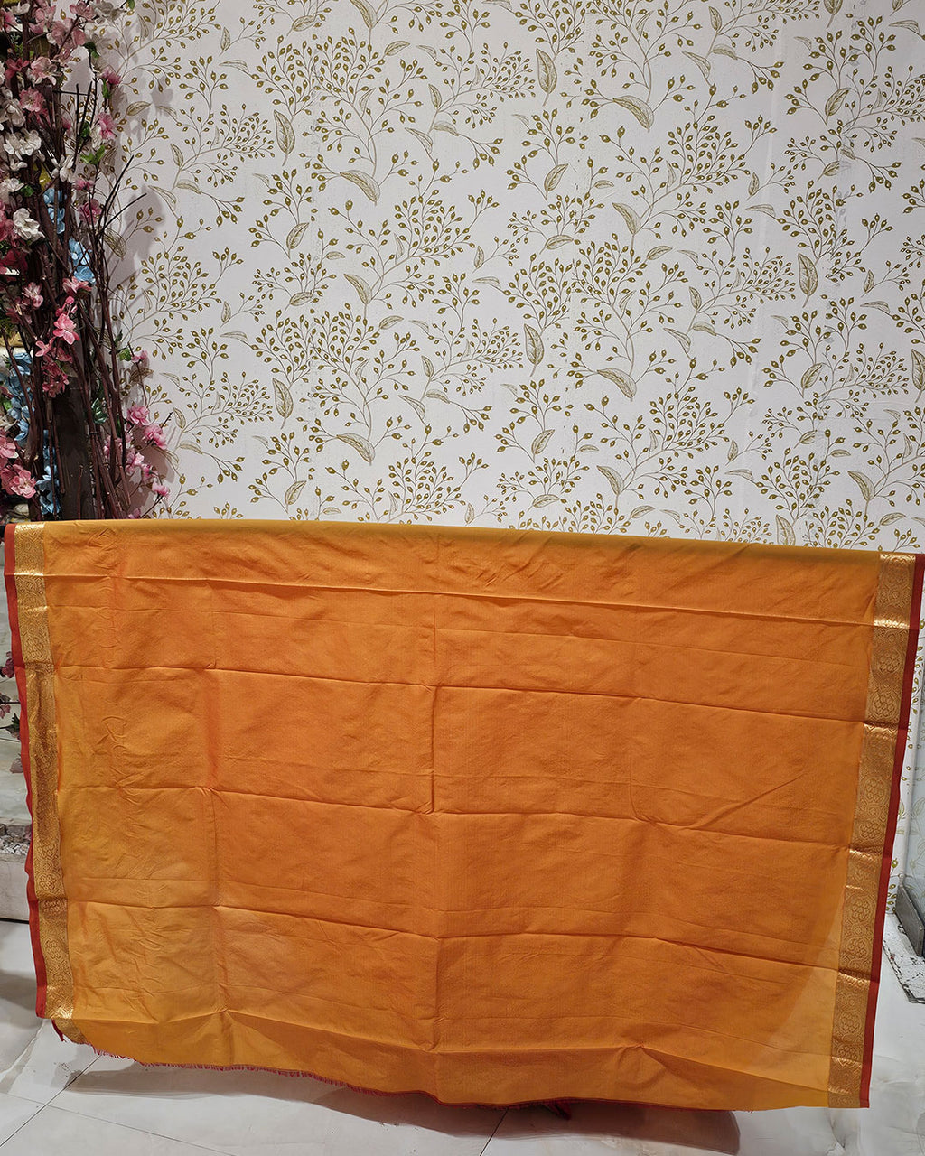 Kanjivaram Silk Saree  Light Gold Jari Butti with Small Border & Brocade Pallu
