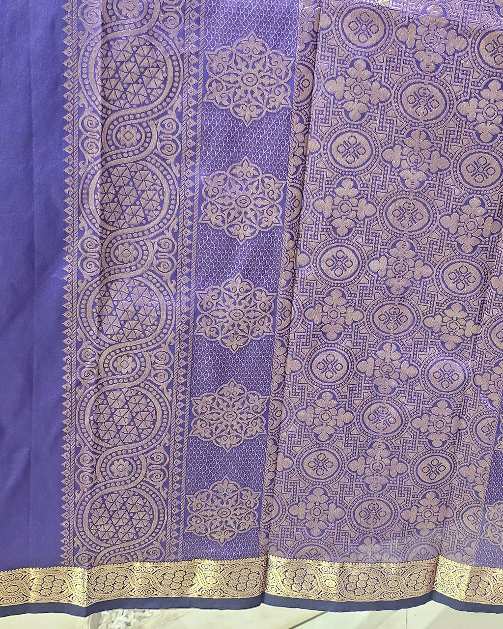 Kanjivaram Silk Saree  Light Gold Jari Butti with Small Border & Brocade Pallu