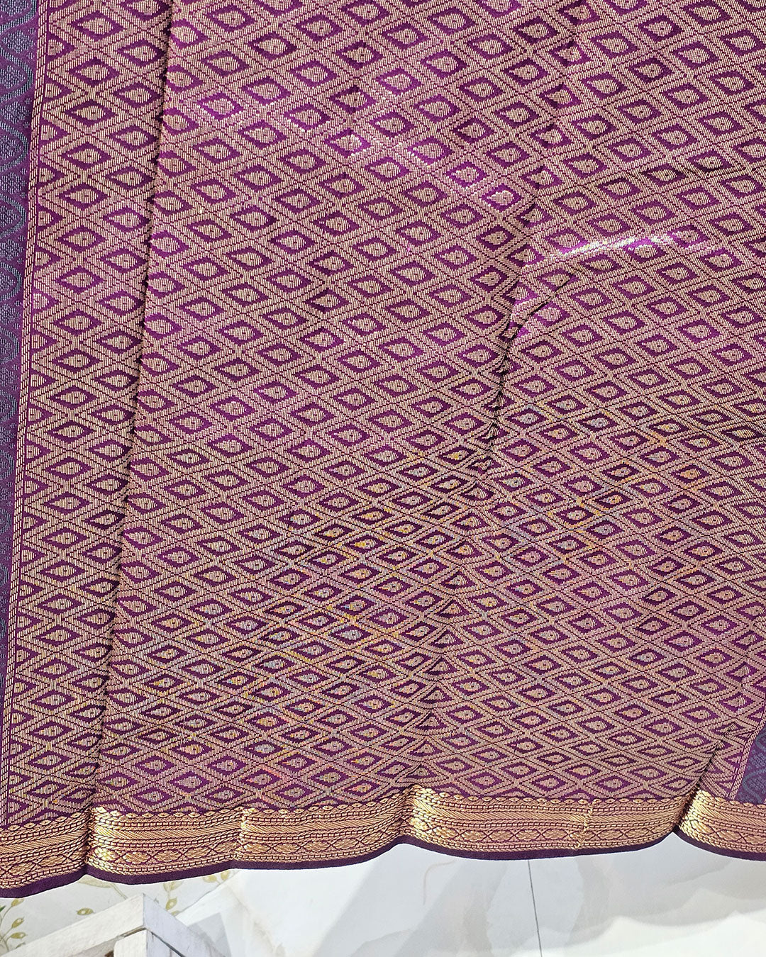 Kanjivaram Silk Saree  Light Gold Jari Meena Butti with Small Border & Brocade Pallu