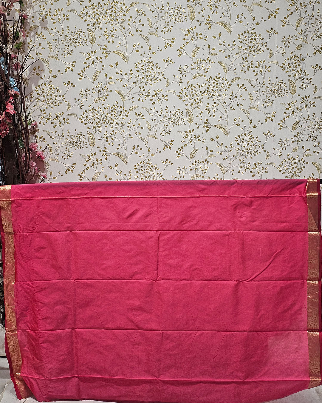 Kanjivaram Silk Saree  Light Gold Jari Butti with Small Border & Brocade Pallu
