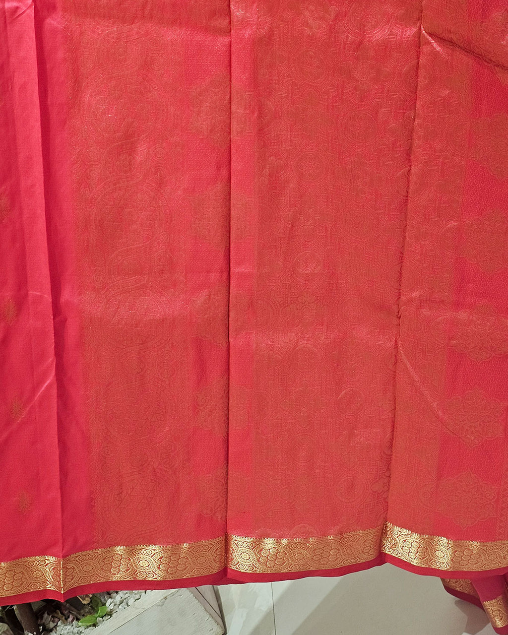 Kanjivaram Silk Saree  Light Gold Jari Butti with Small Border & Brocade Pallu