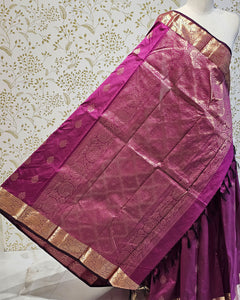 Kanjivaram Silk Saree  Light Gold Jari Butta Butti with 4-Inch Border & Brocade Pallu