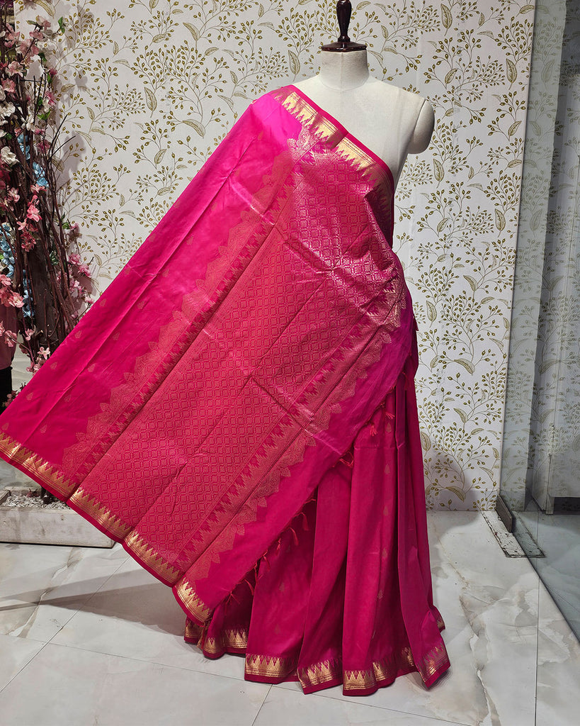 Kanjivaram Silk Saree Light Gold Jari Butti with Temple Small Border & Brocade Pallu