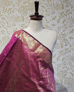 Kanjivaram Silk Saree  Light Gold Jari Butta Butti with 4-Inch Border & Brocade Pallu