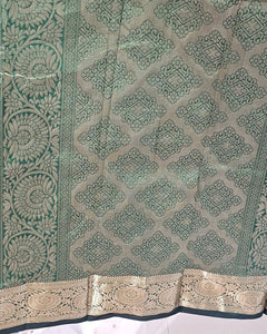 Kanjivaram Silk Saree  Light Gold Jari Butta Butti with 4-Inch Border & Brocade Pallu