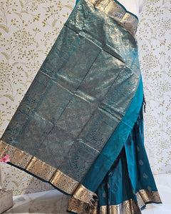 Kanjivaram Silk Saree  Light Gold Jari Butti with 4-Inch Border & Brocade Pallu