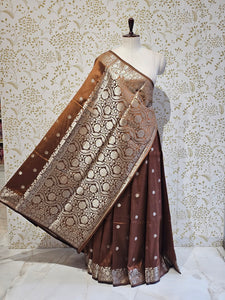Banarasi Soft Silk Saree  Silver Floral Border & Designer Pallu