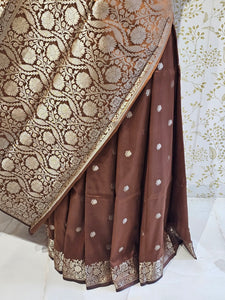 Banarasi Soft Silk Saree  Silver Floral Border & Designer Pallu