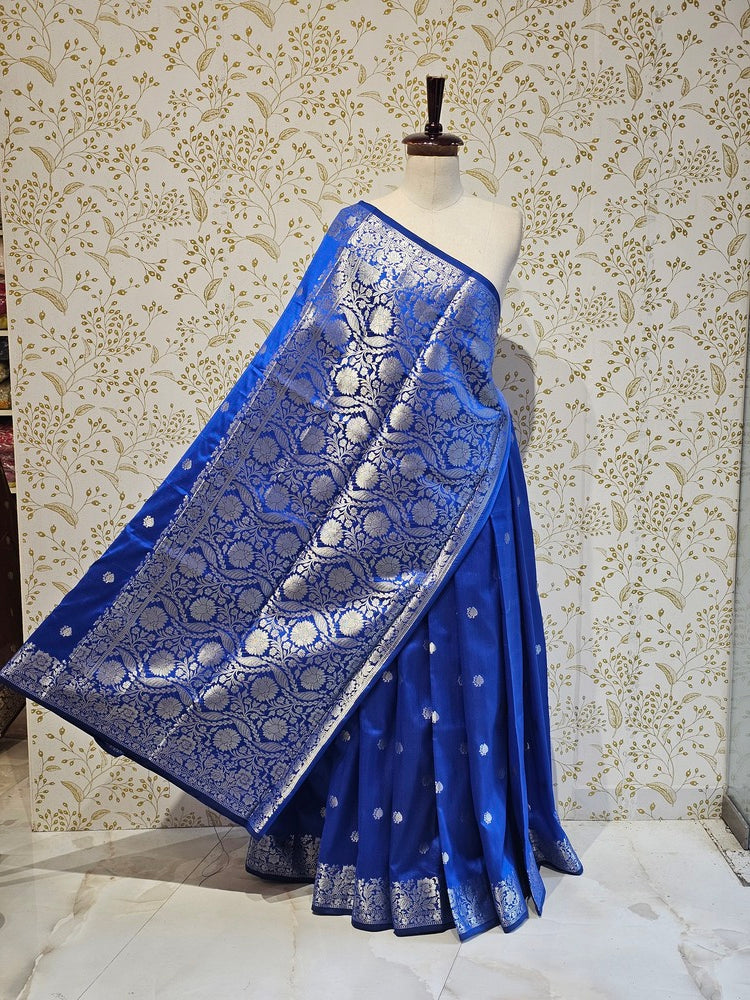 Banarasi Soft Silk Saree  Silver Floral Border & Designer Pallu