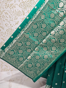 Banarasi Soft Silk Saree  Silver Floral Border & Designer Pallu