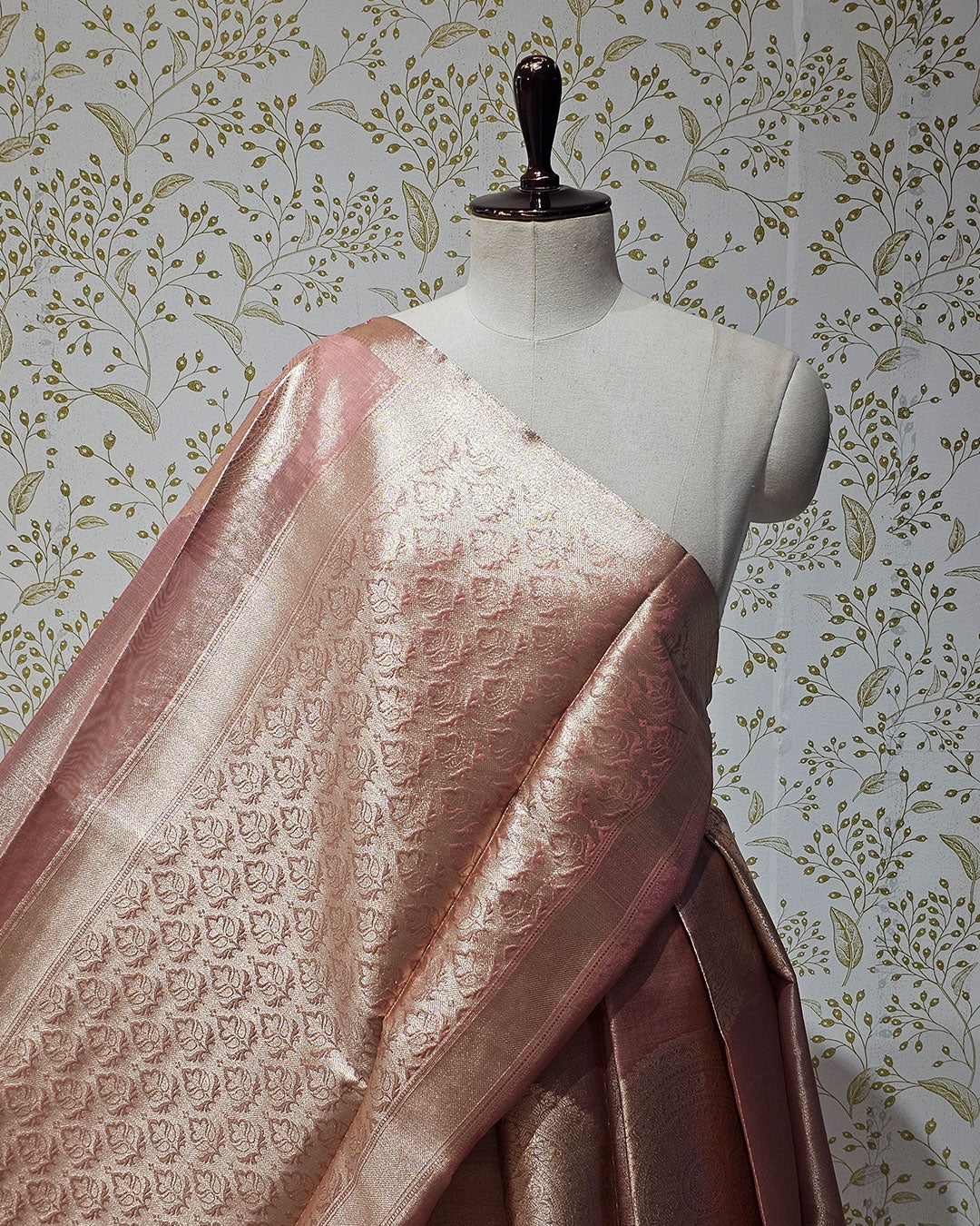 Tissue Kanjivaram Saree  Mandala Butti Design with Brocade Pallu