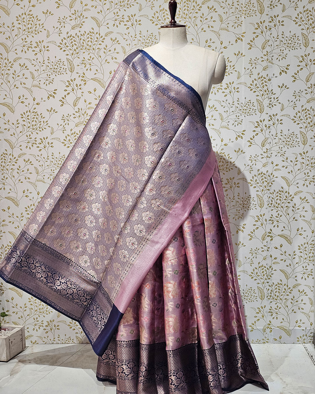 Tissue Kanjivaram Saree Floral Jaal Body with Skirt Border & Brocade Pallu