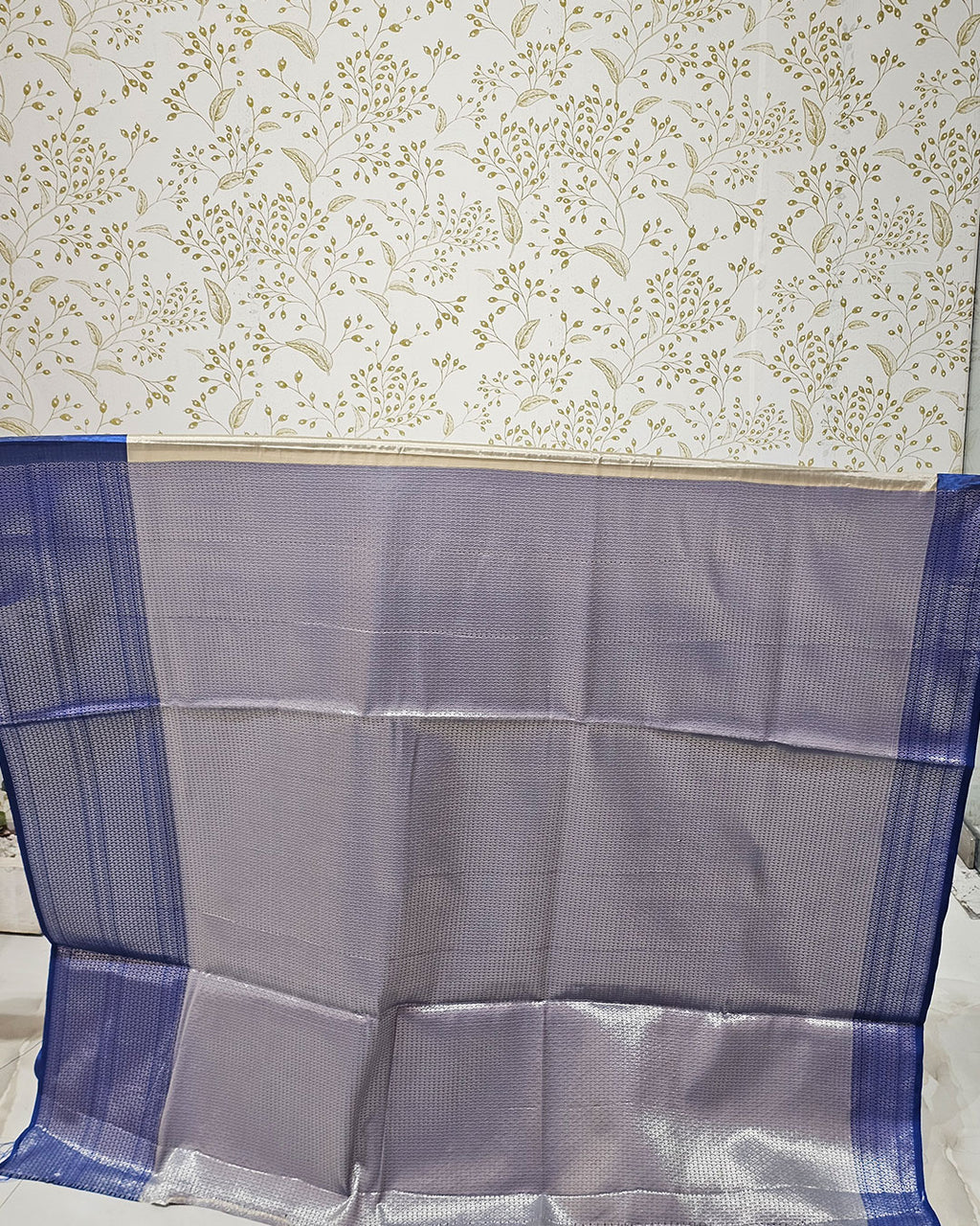 Tissue Kanjivaram Saree  Meenakari Butti Design with Skirt Border & Brocade Pallu