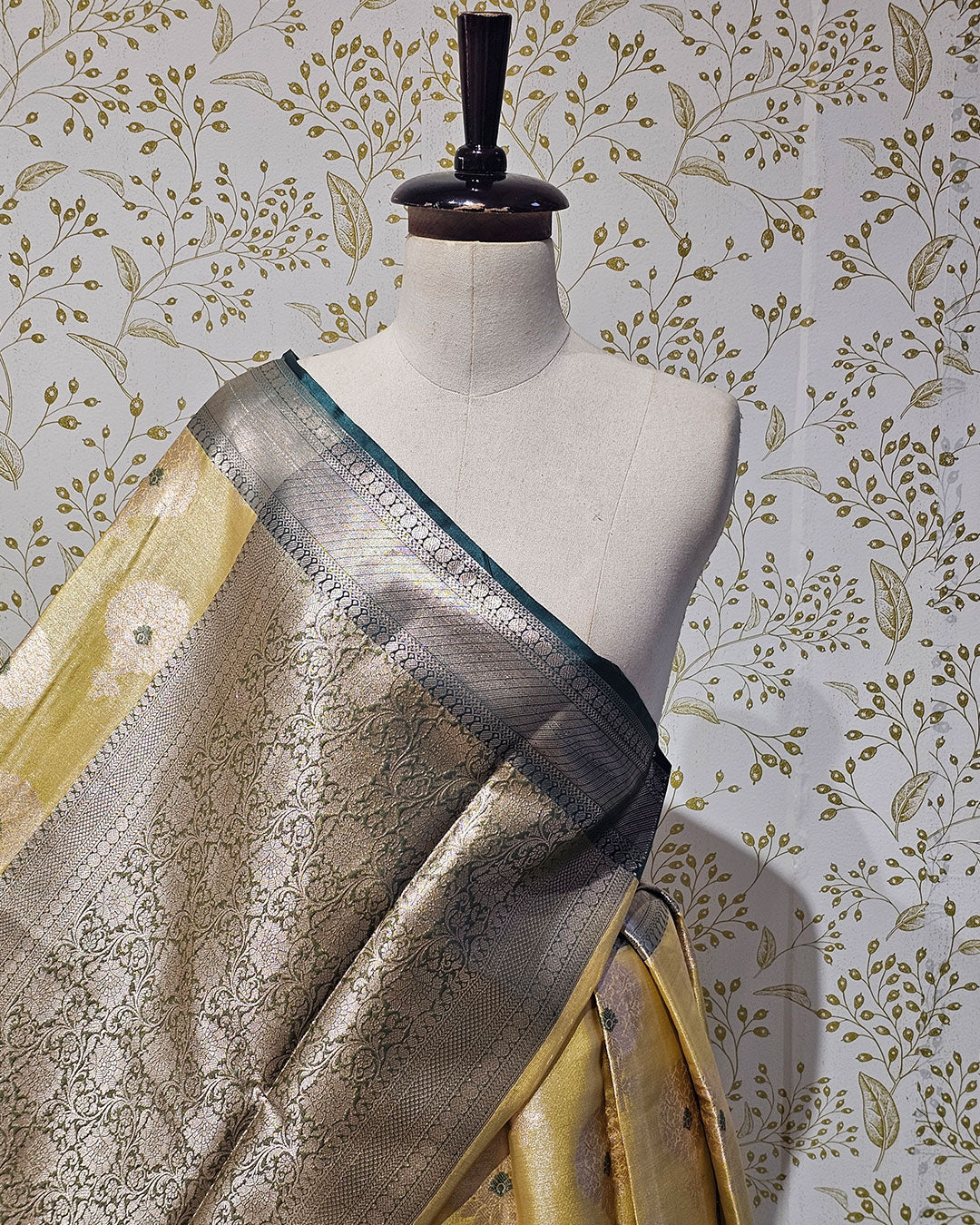 Tissue Kanjivaram Saree  Meenakari Butti with Designer Skirt Border & Brocade Pallu